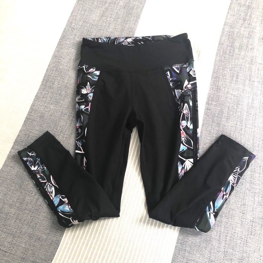Betsy Johnson leggings